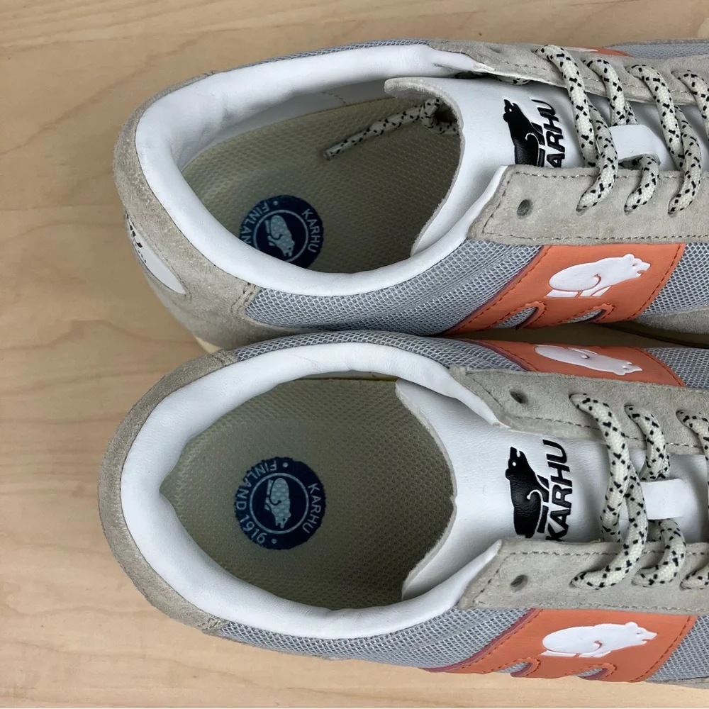Karhu Men’s Size 7.0 Albatross 82 Low Top Athletic Shoes Beige Gray Retro